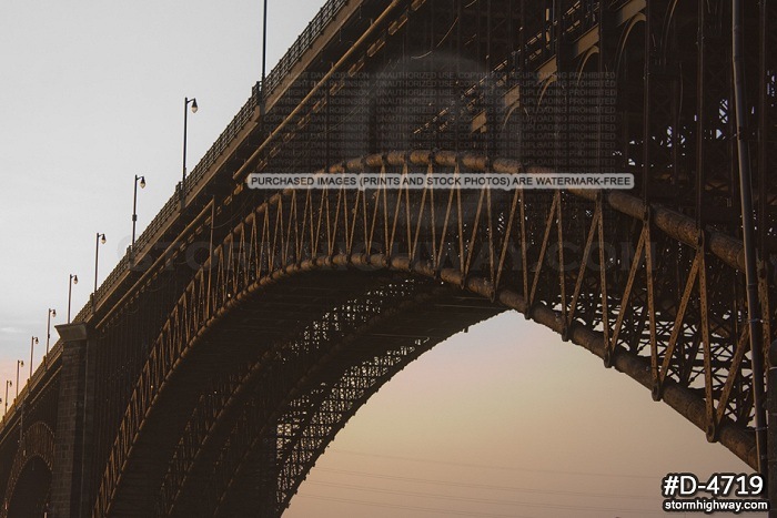 Eads Bridge sunrise glow