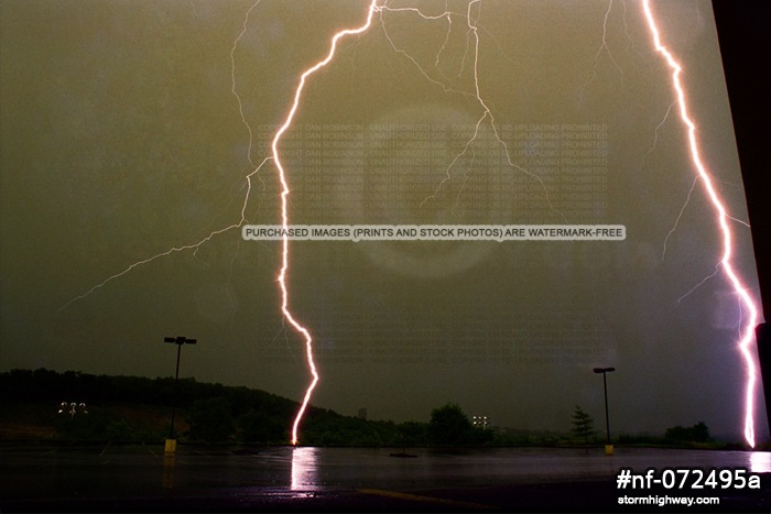 Double close lightning strikes