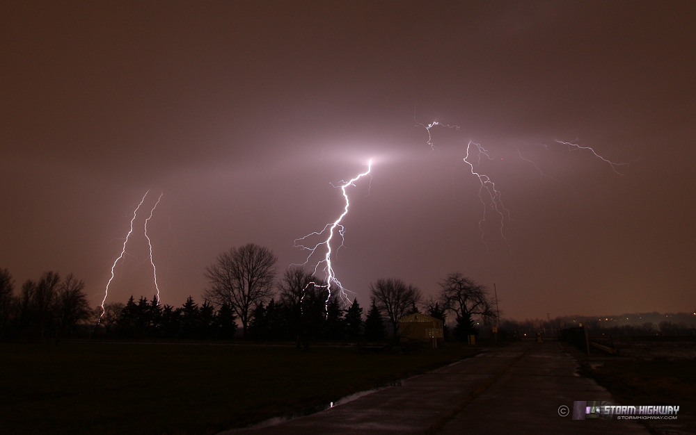 Lightning at Valley Park, MO, December 19, 2012