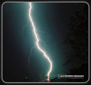 Charleston, WV lightning negative