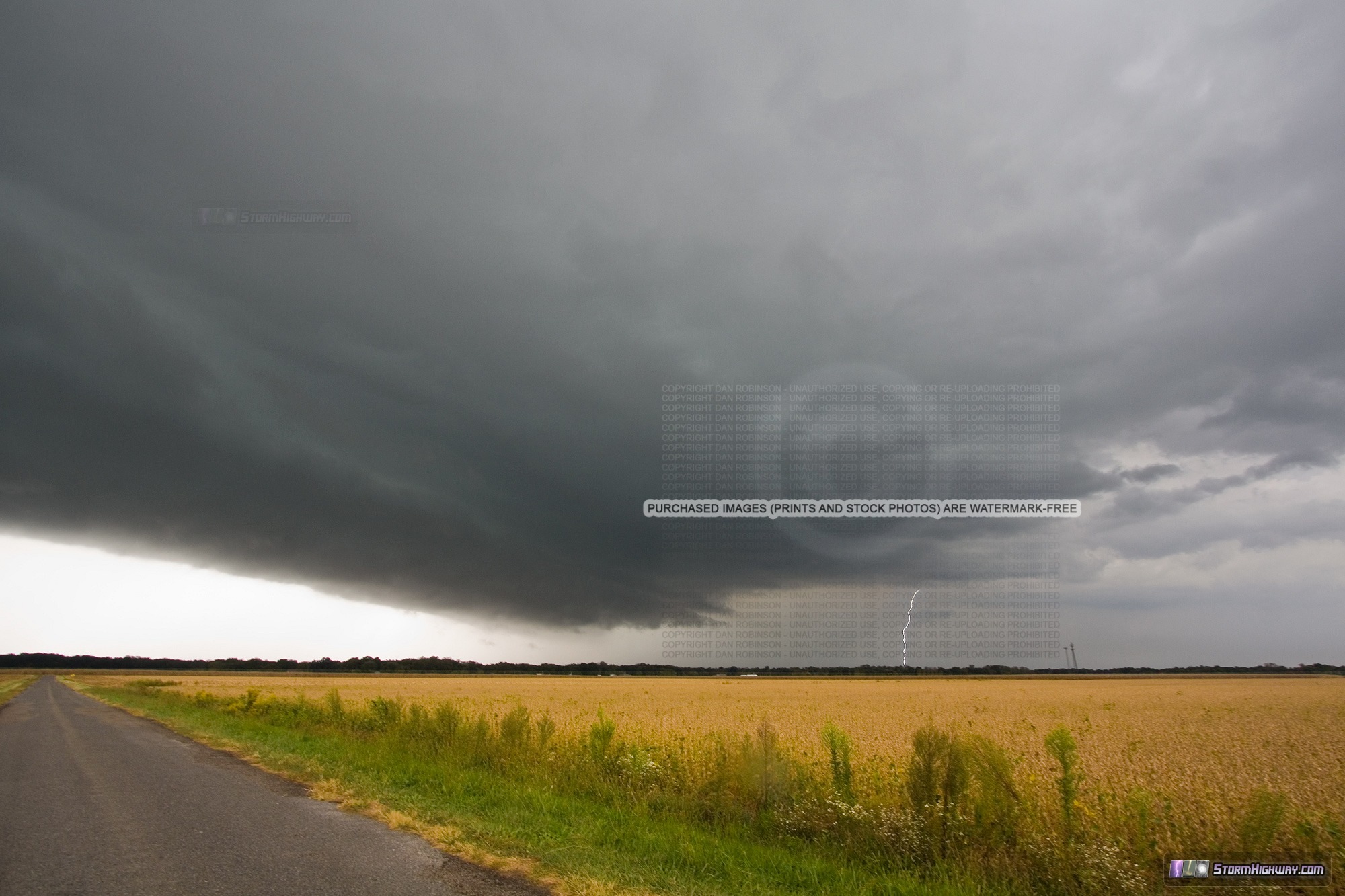 Elevated supercell near Mascoutah, IL - October 2, 2014