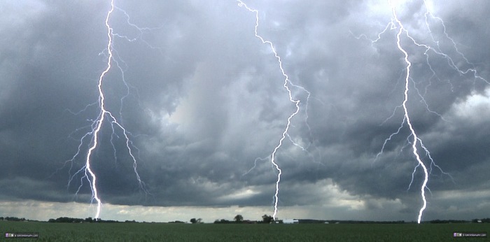 lightning on a clear day