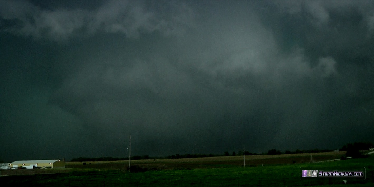 Wedge tornado near Marshall, MO - May 10, 2014
