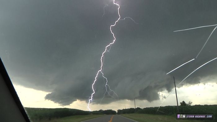 Lightning near Hagaman, IL