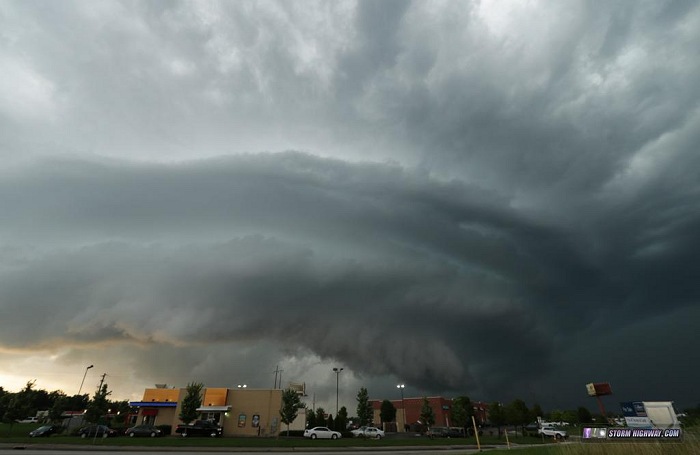 Lake St. Louis, MO supercell