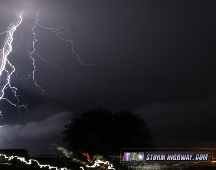 Lightning near Lebanon, IL on June 7