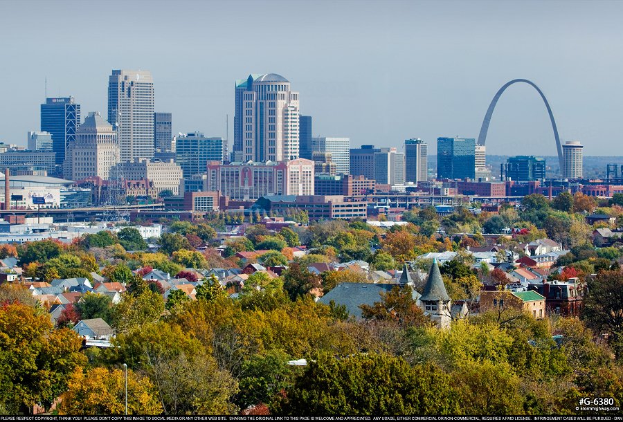 St. Louis skyline with fall colors
