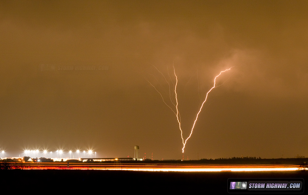 Upward lightning in Oklahoma City - May 18, 2017