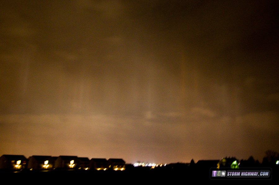 Light pillars in O'Fallon, IL