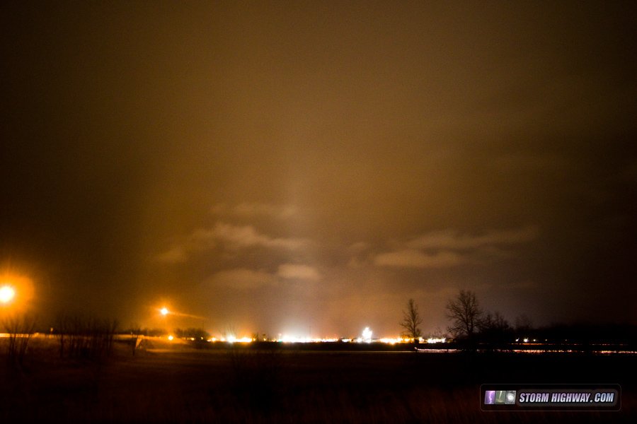 Light pillars in Nashville, IL