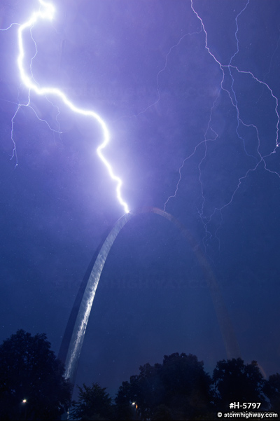 Lightning strikes the St. Louis Arch in July 2020