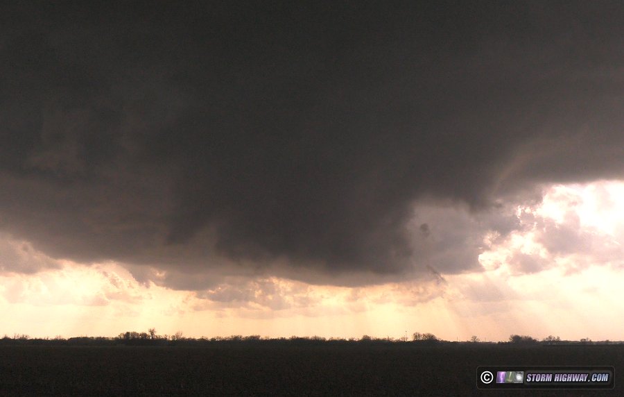 Pontiac, Illinois wall cloud