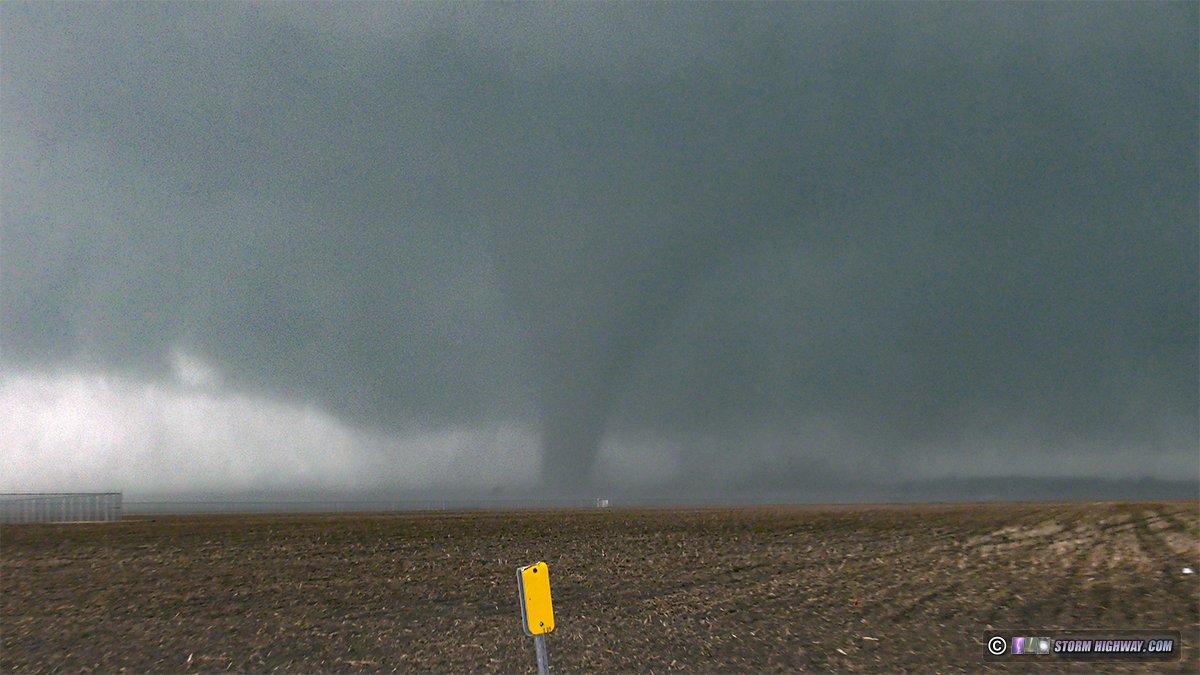 Cone tornado at Kankakee, Illinois on March 10, 2026