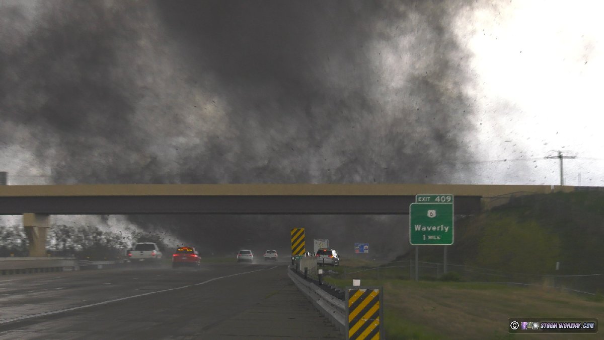 EF3 Tornado crosses Interstate 80