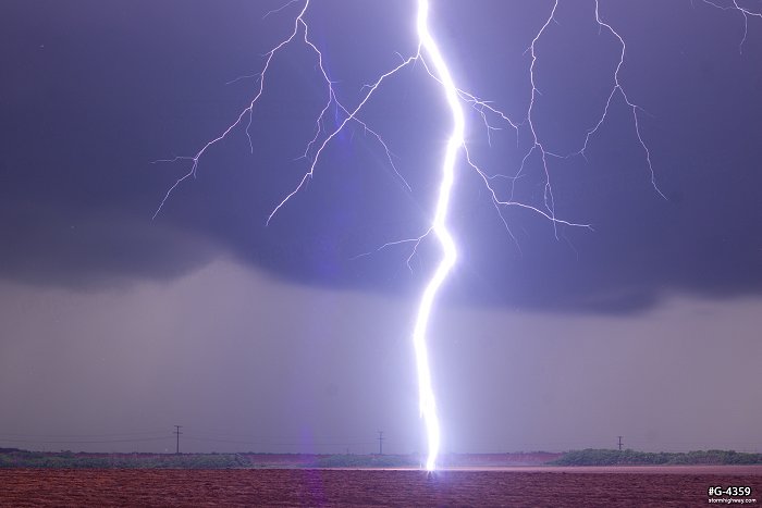 Close lightning strike in Texas