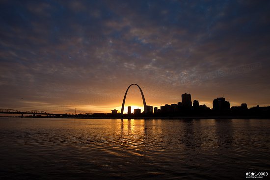 Riverfront sunset with the Gateway Arch in St. Louis