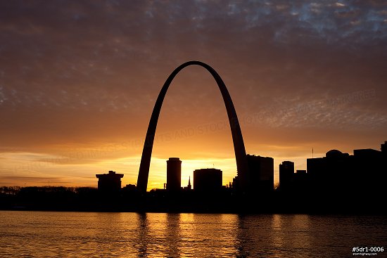 Riverfront sunset with the Gateway Arch in St. Louis