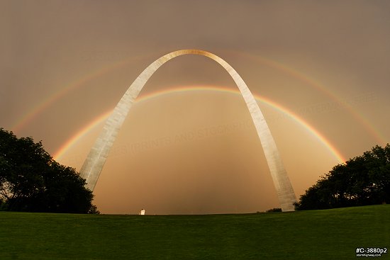 Arch rainbow panorama