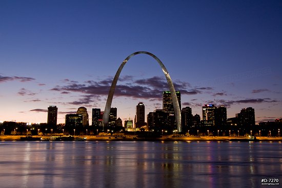 Classic view of St. Louis skyline at sunset