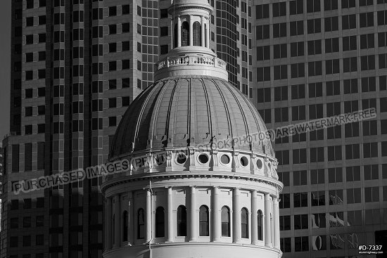 Rotunda of the Old Courthouse centered with downtown skyscrapers, black and white