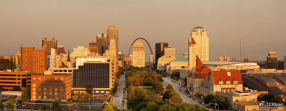Panorama of the St. Louis skyline and Gateway Arch in late afternoon sun