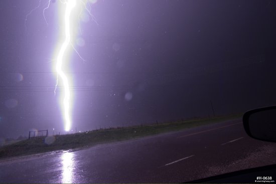 Close lightning hits power line at Arnett, Oklahoma