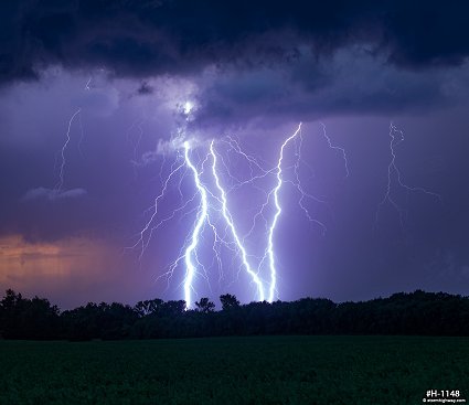 Illinois sunset lightning