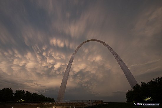 Mammatus clouds over the Gateway Arch