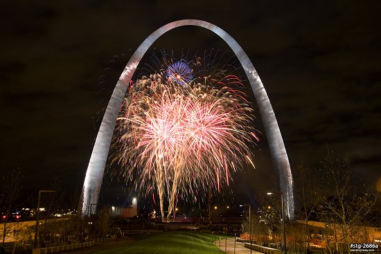 Gateway Arch 50th Anniversary celebration fireworks