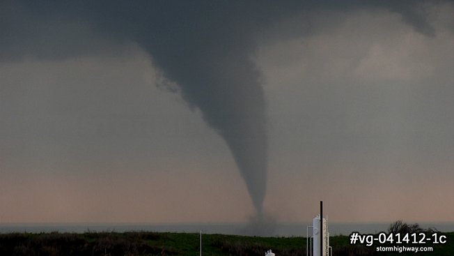 Classic tornado in northwestern Oklahoma
