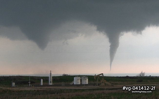 Twin tornadoes in northwestern Oklahoma