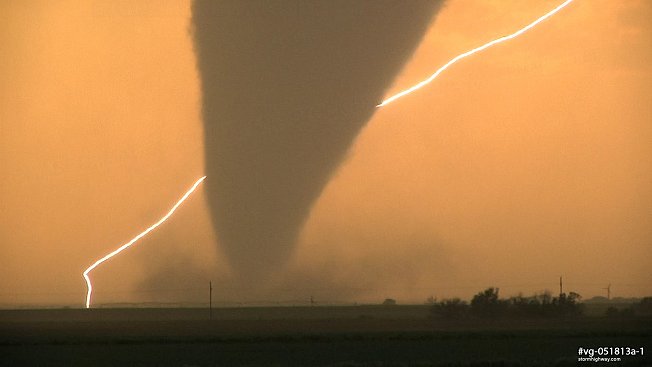 Rozel tornado and lightning strike